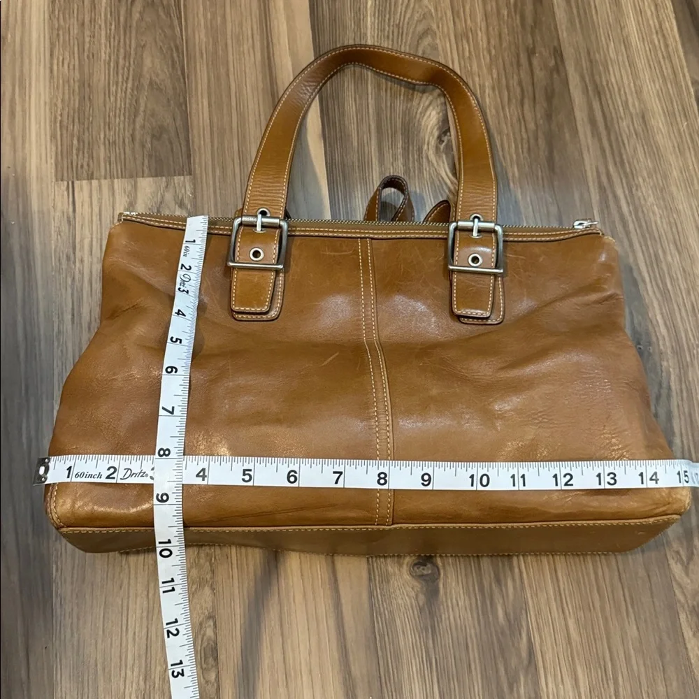 Coach Vintage Hamptons Buckle Soft Leather Tan Silvertone Shoulder Satchel Bag